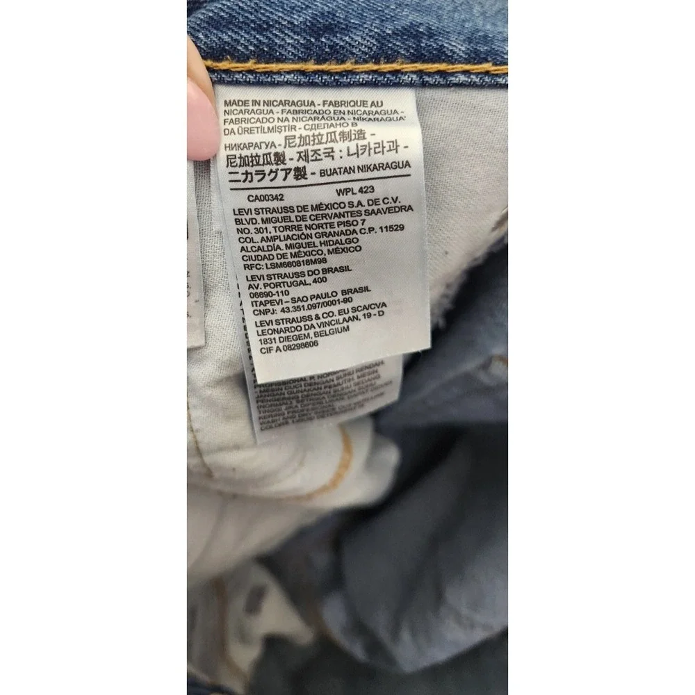 Levi's Men's 550 Jeans Size 46x30 Blue Classic Relaxed Straight No‎ Holes